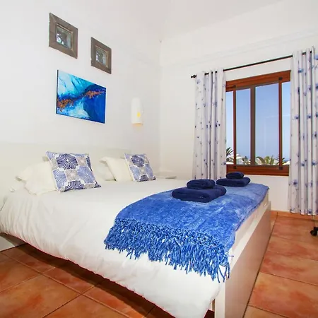 Gardone Nyaraló Playa Blanca