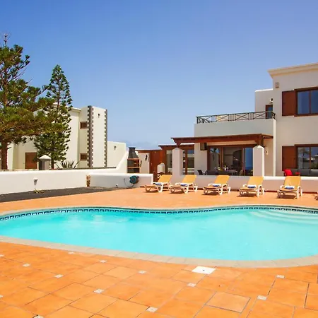 Tatil Evi Gardone Playa Blanca
